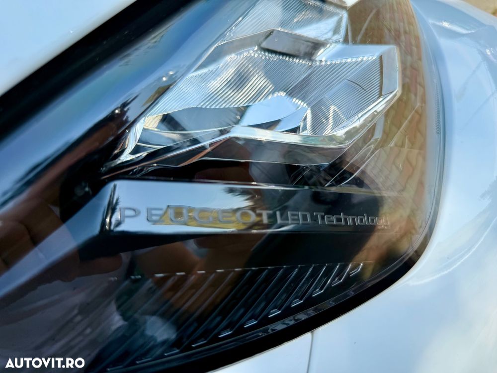 Peugeot 2008 1.5 BlueHDI STT Active - 23