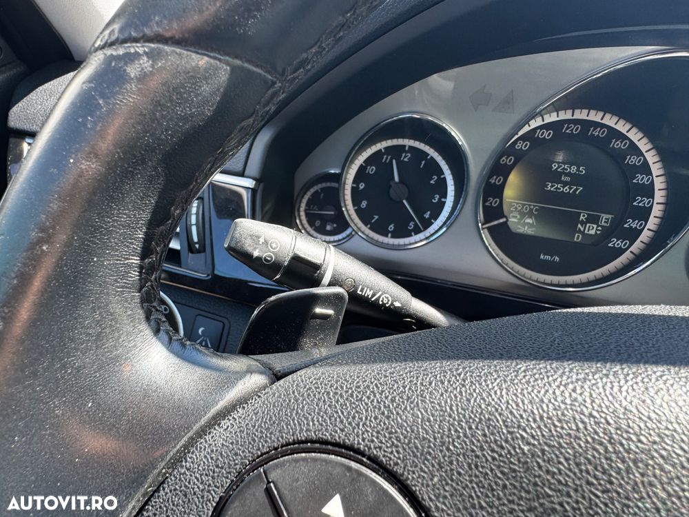 Mercedes-Benz E 350 CDI BlueEfficiency 4Matic - 12