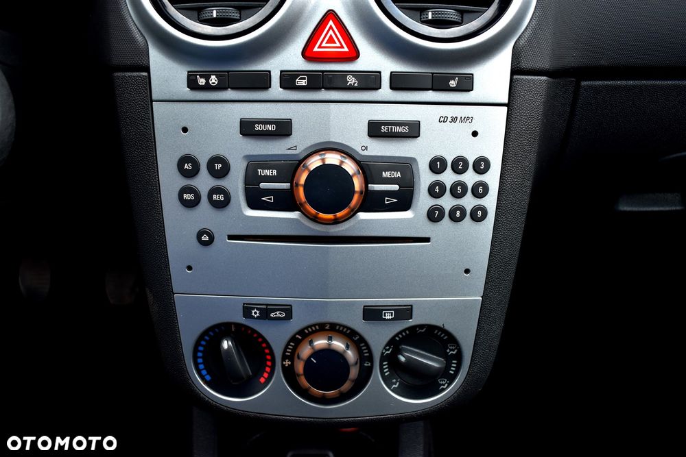 Opel Corsa 1.2 16V Innovation 110 Jahre - 32