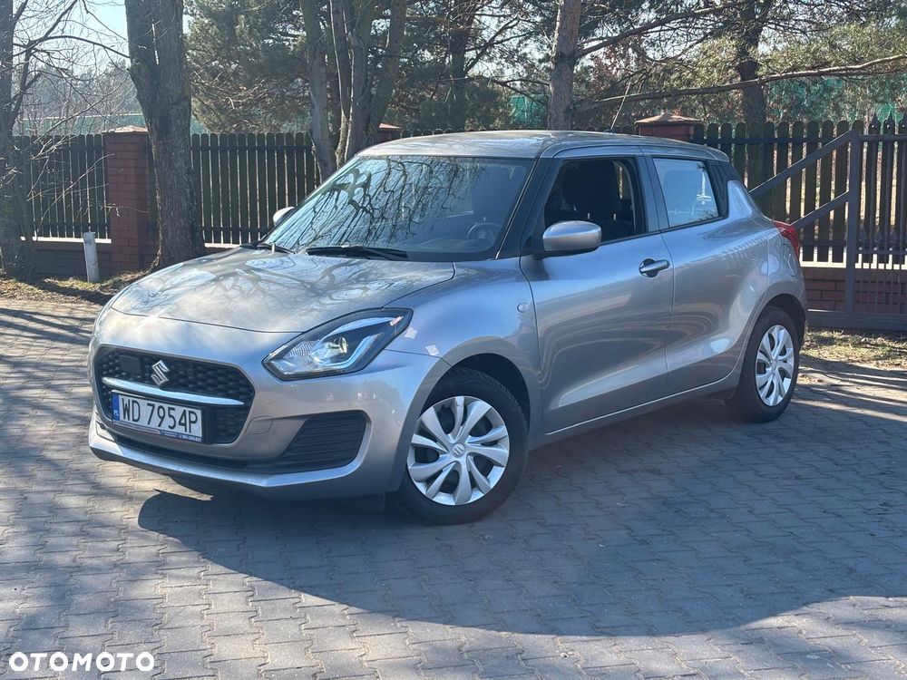 Suzuki Swift - 1