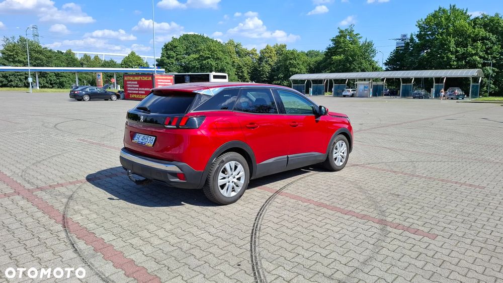 Peugeot 3008 1.2 PureTech GPF Allure S&S EAT8 - 9