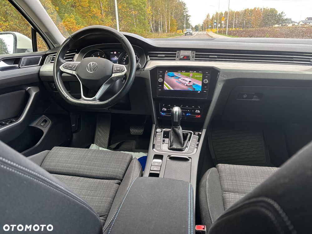 Volkswagen Passat Variant 2.0 TDI SCR DSG Business - 14