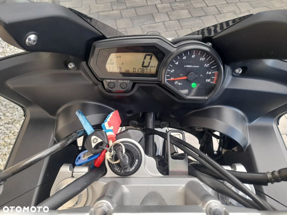 Yamaha FZ6 - 35