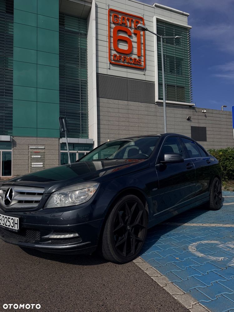 Mercedes-Benz Klasa C 220 CDI DPF Automatik BlueEFFICIENCY - 18