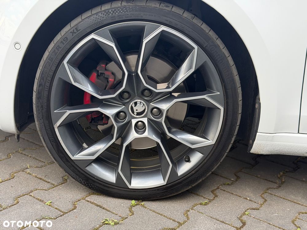 Skoda Octavia 2.0 TDI 4x4 RS Challenge DSG - 20