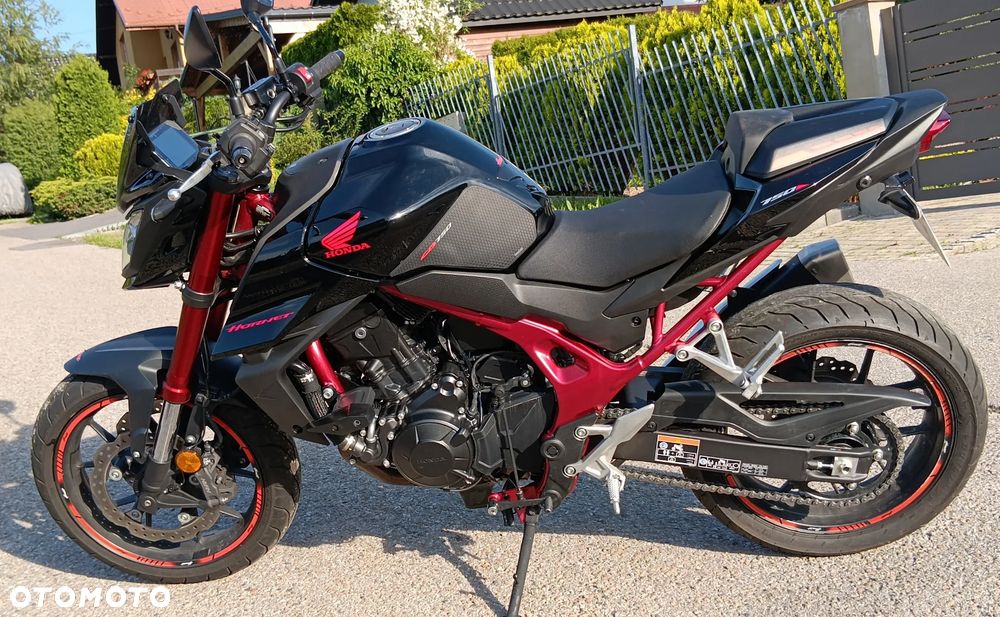 Honda CB - 1