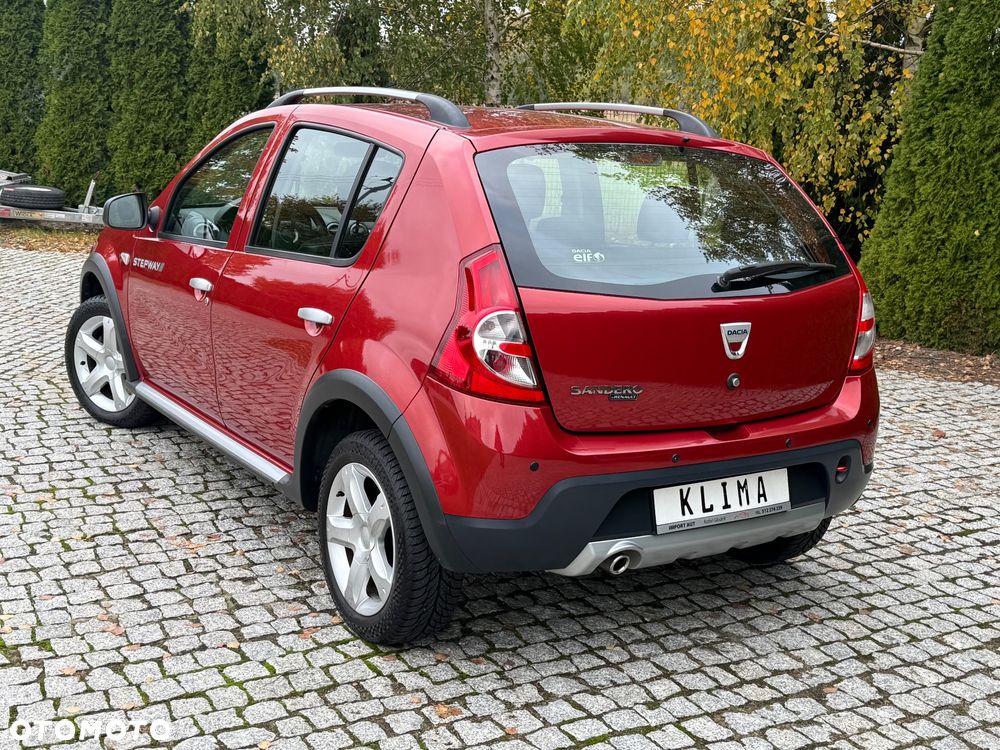 Dacia Sandero Stepway 1.6 - 6