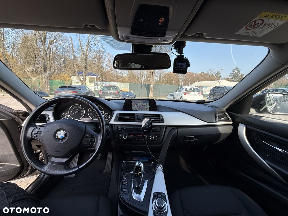 BMW Seria 3 - 8