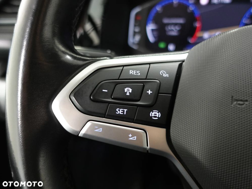 Volkswagen Multivan 2.0 TDI L1 DSG - 37