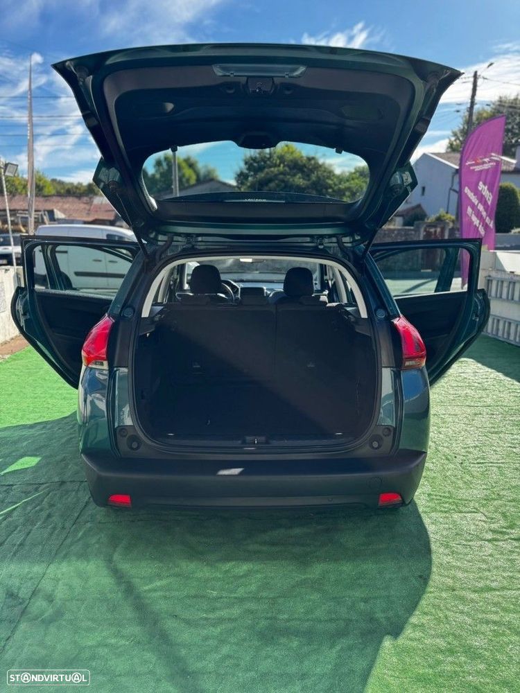 Peugeot 2008 1.2 PureTech Style - 11