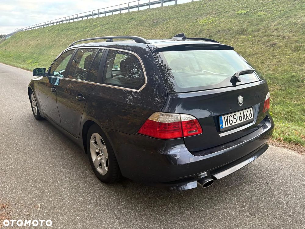 BMW Seria 5 520d Touring - 6