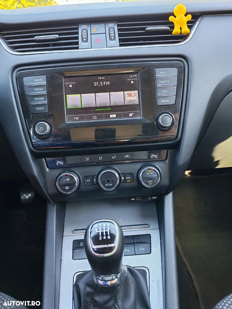 Skoda Octavia 2014 photo 3