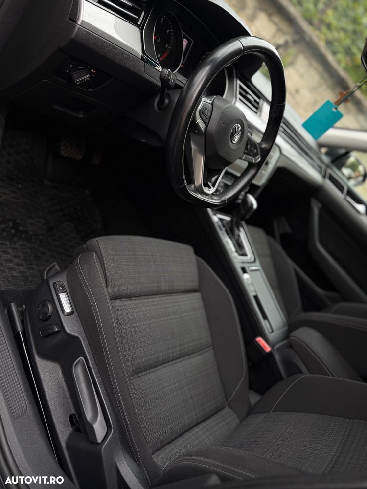 Volkswagen Passat - 8