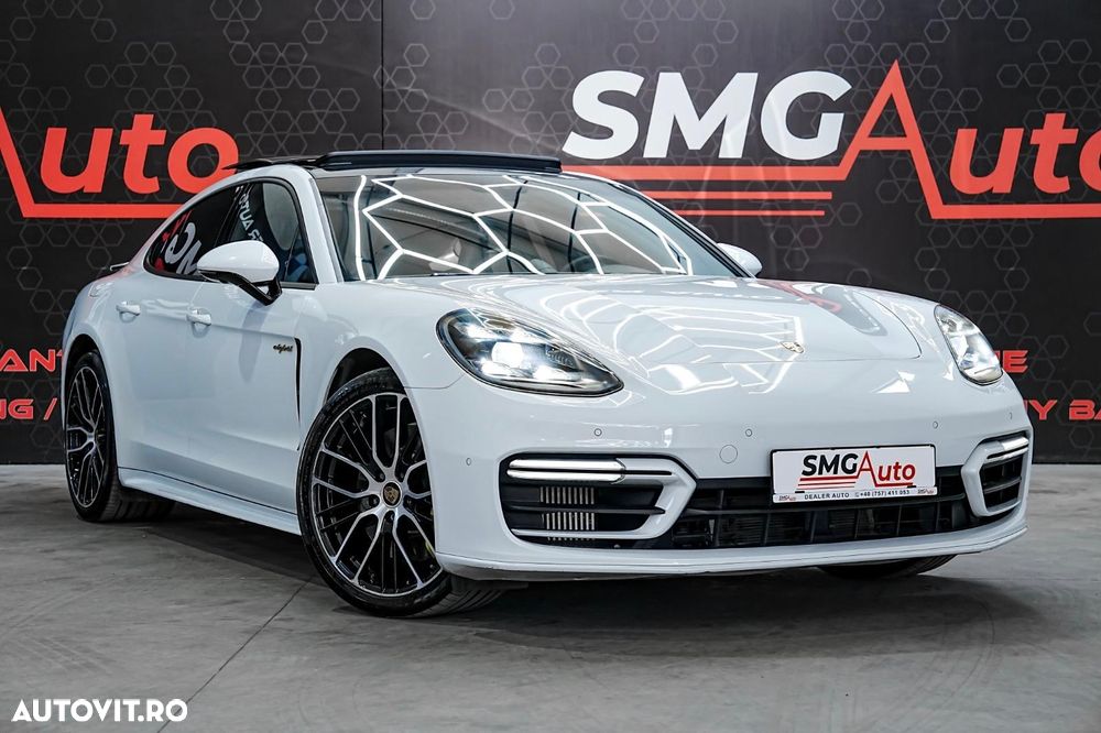 Porsche Panamera 4 E-Hybrid Platinum Edition - 2