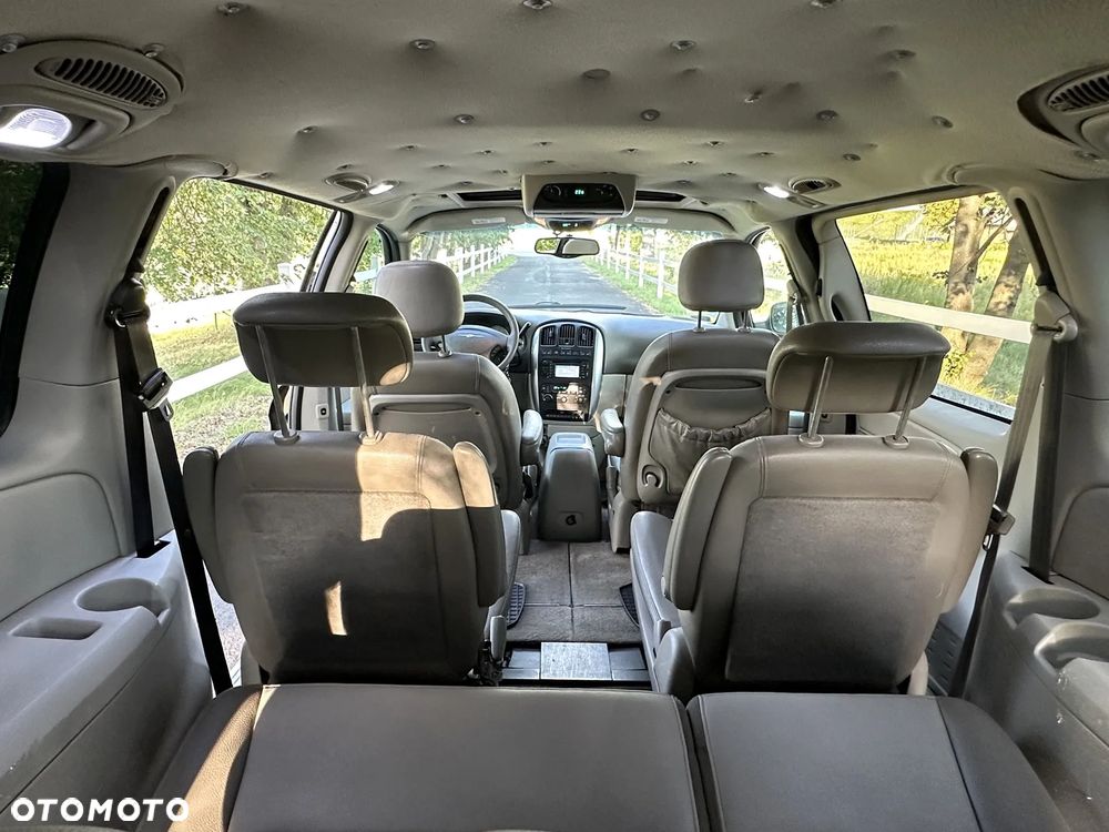 Chrysler Town & Country 3.8 - 20
