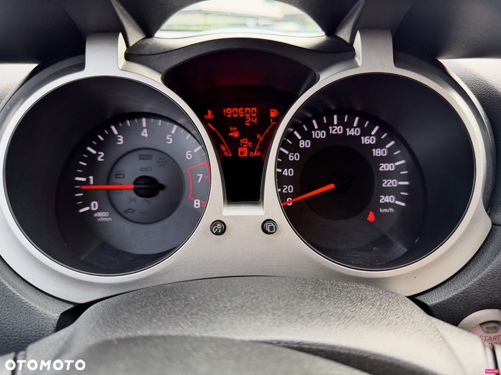 Nissan Juke 1.6 T Tekna - 16
