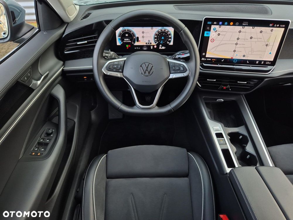 Volkswagen Passat - 20