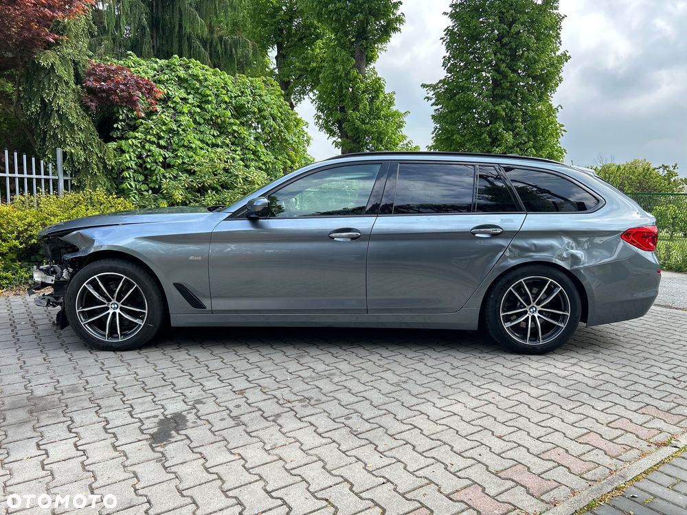 BMW Seria 5 520d xDrive Sport Line - 5