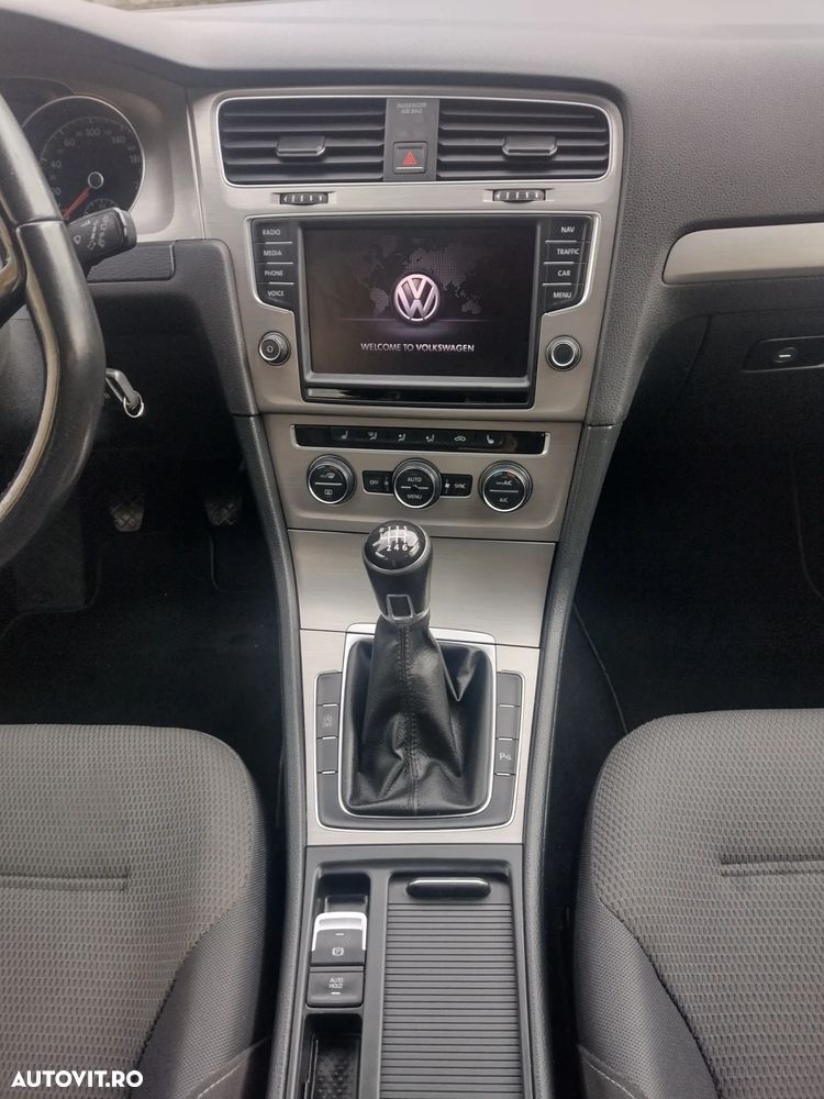 Volkswagen Golf 2.0 TDI (BlueMotion Technology) Highline - 23