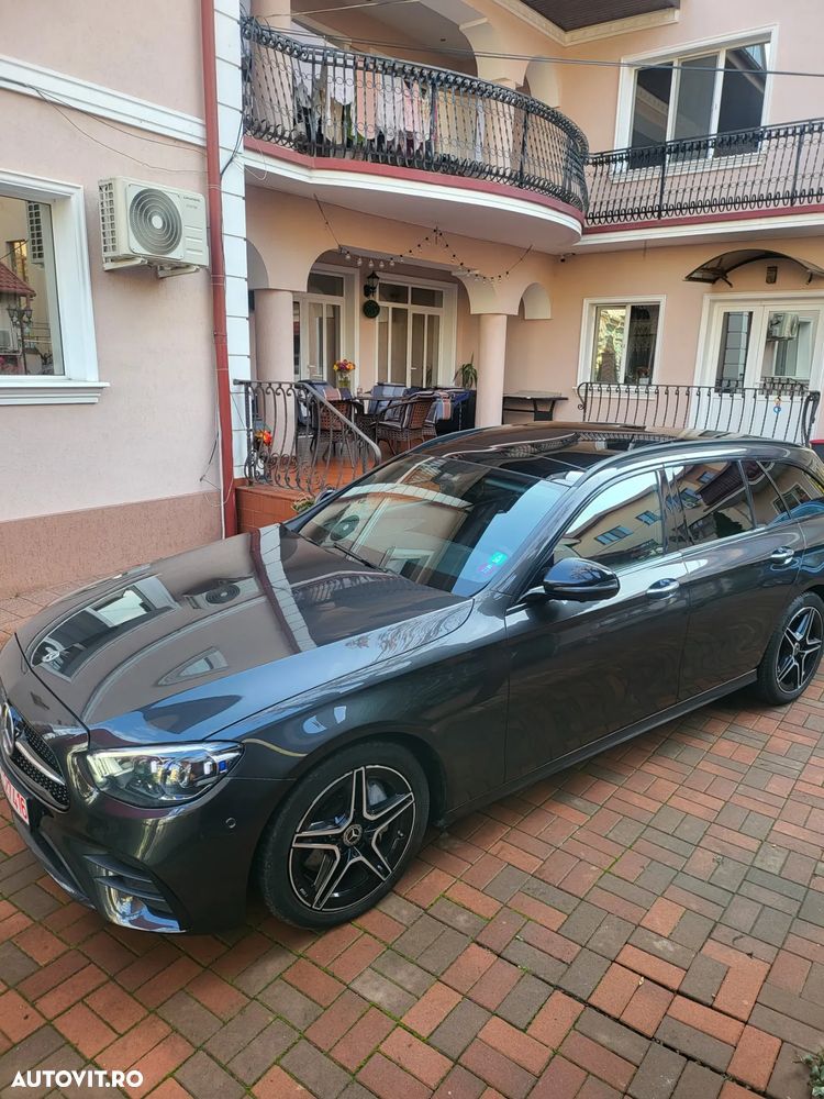 Mercedes-Benz E 220 d 4Matic 9G-TRONIC AMG Line - 2