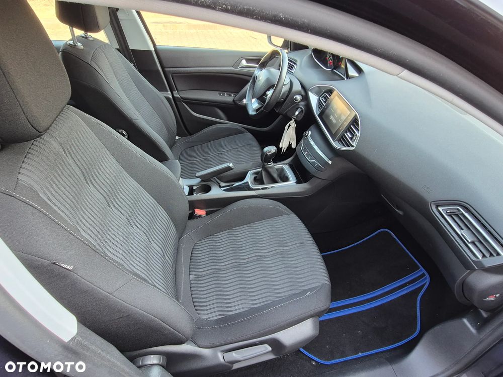 Peugeot 308 - 14