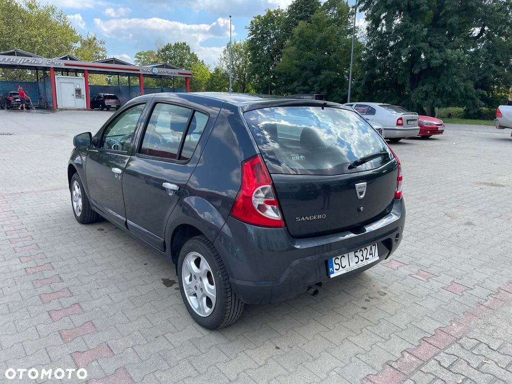 Dacia Sandero - 5