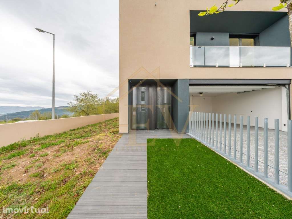 Moradia Póvoa de Lanhoso - Grande imagem: 2/38