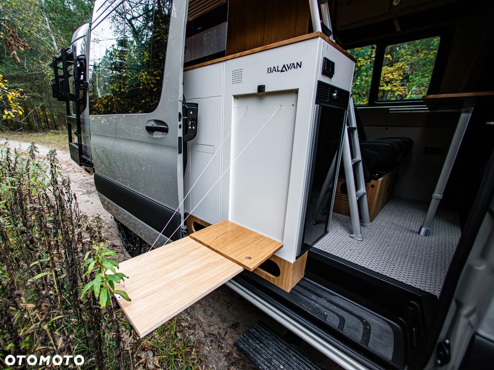 Mercedes-Benz Sprinter - 20