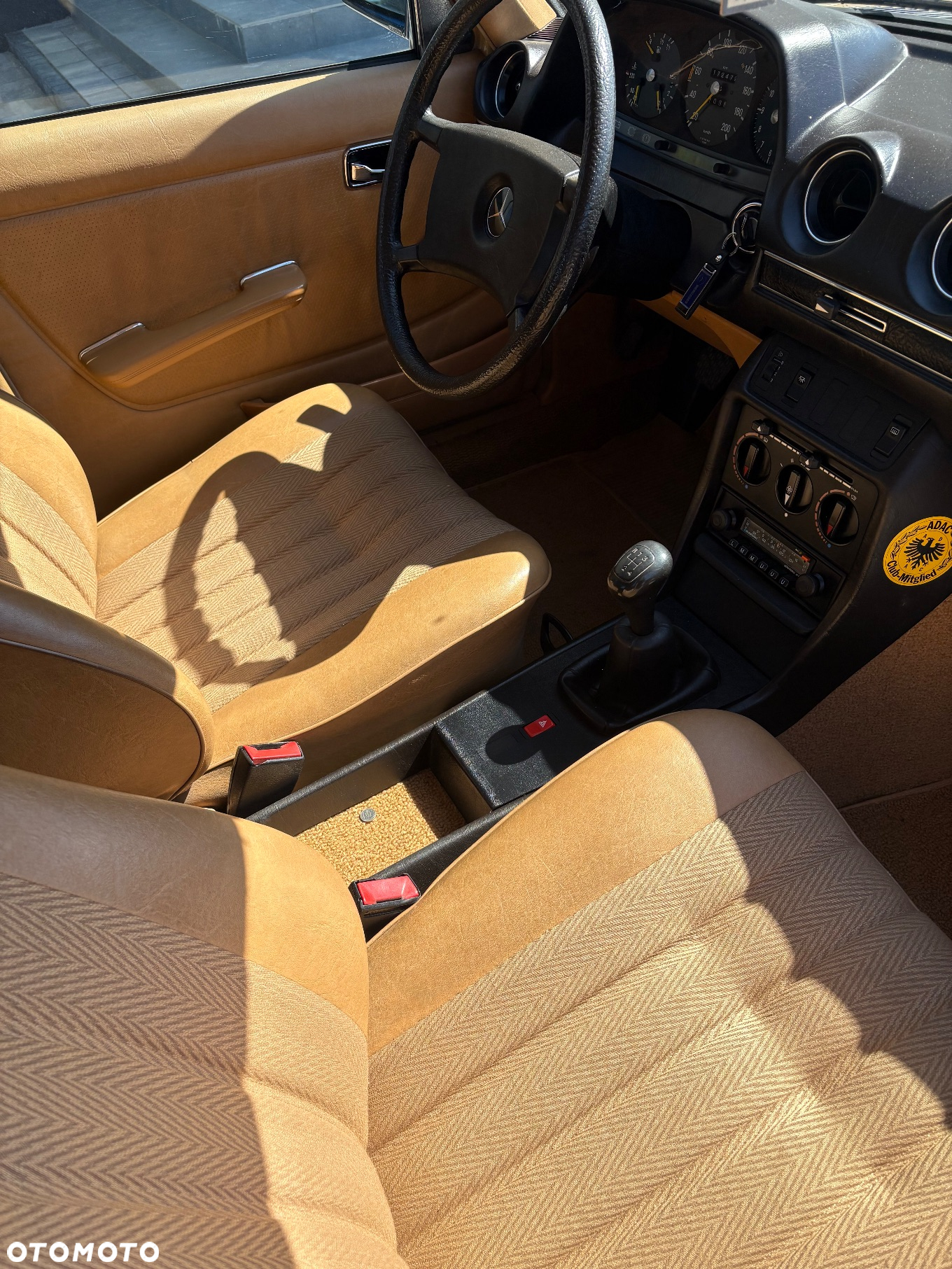 Mercedes-Benz W123 - 7