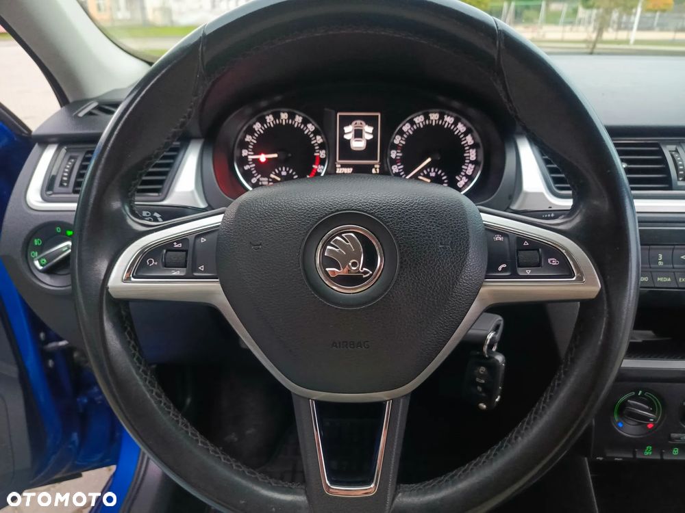 Skoda RAPID 1.4 TDI Clever - 23