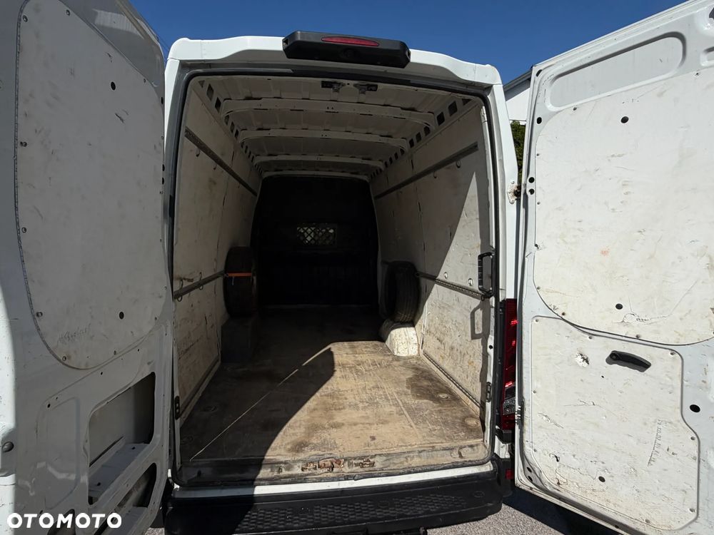Iveco DAILY - 29