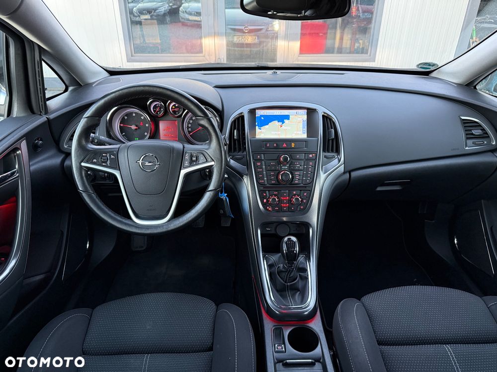 Opel Astra 2.0 CDTI DPF Design Edition - 12