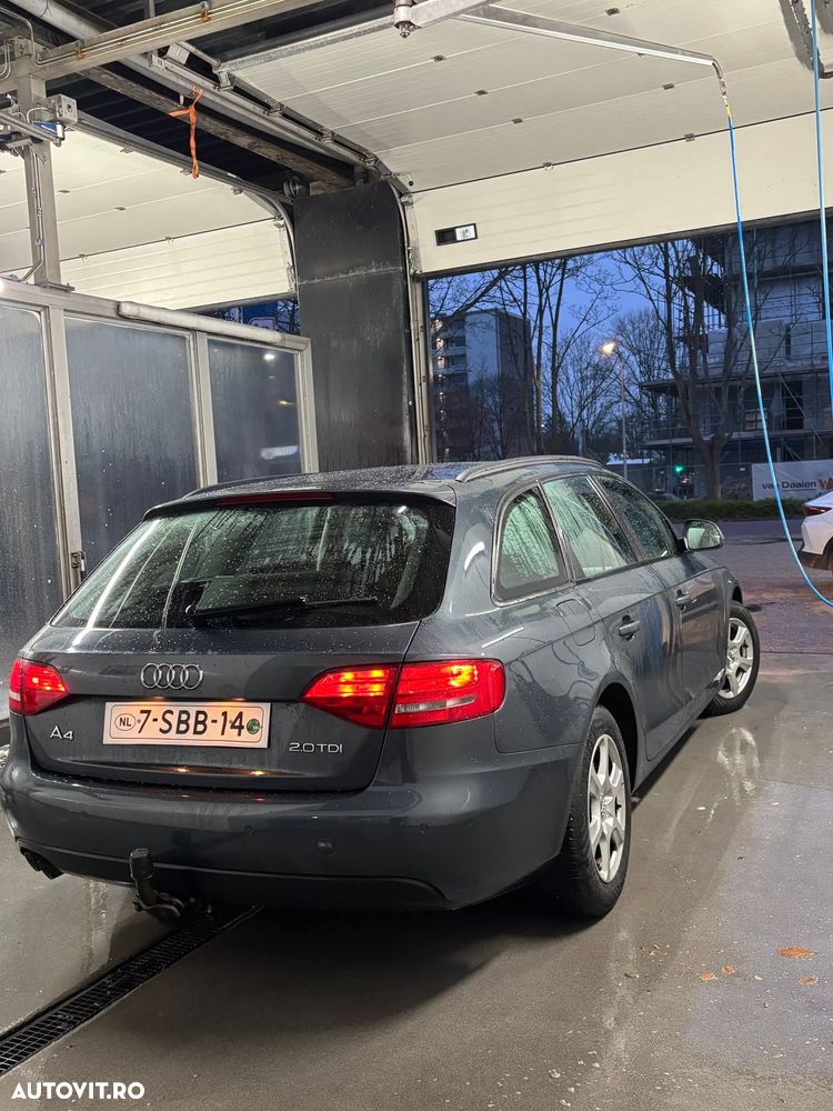 Audi A4 2.0 TDI B8 - 2