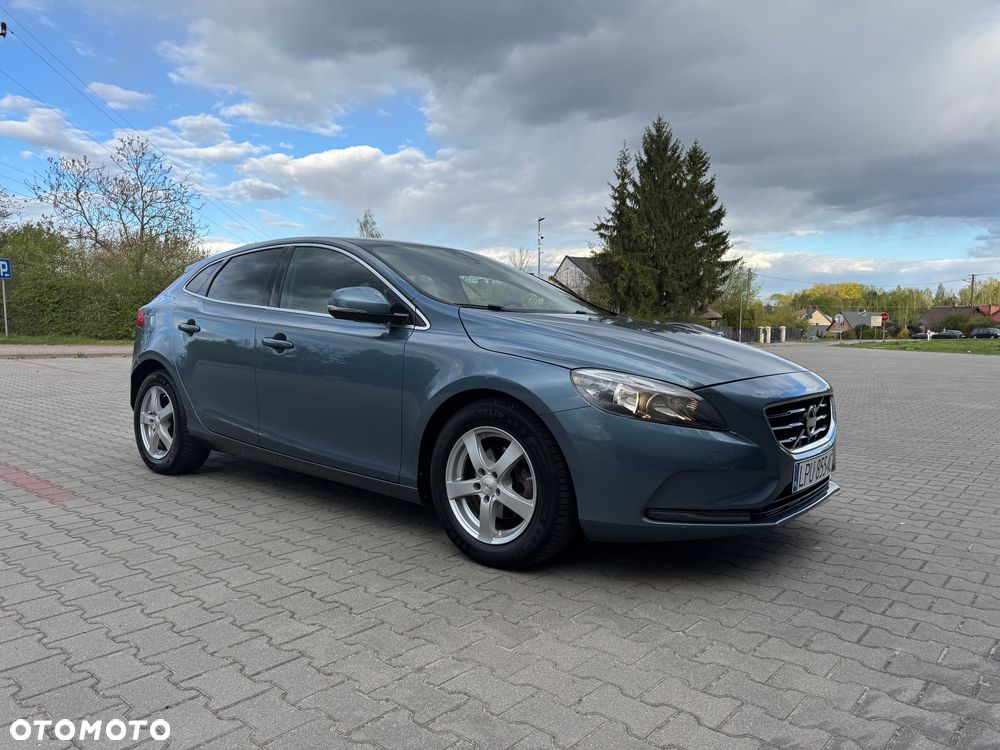 Volvo V40 D2 - 1