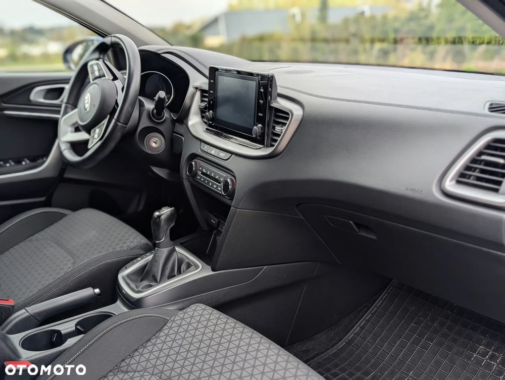 Kia Ceed 1.4 T-GDI M - 9