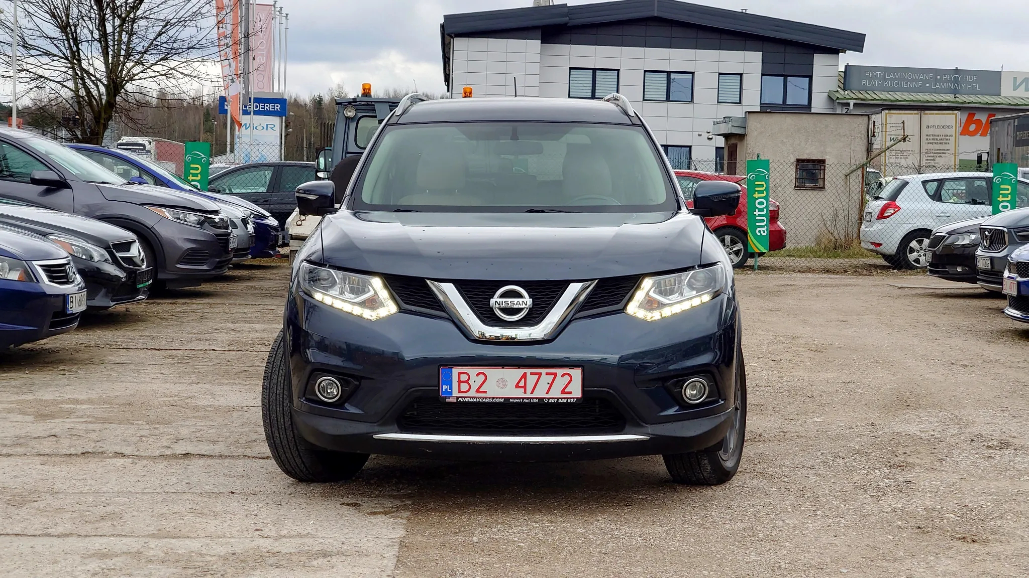 Nissan Rogue - 2