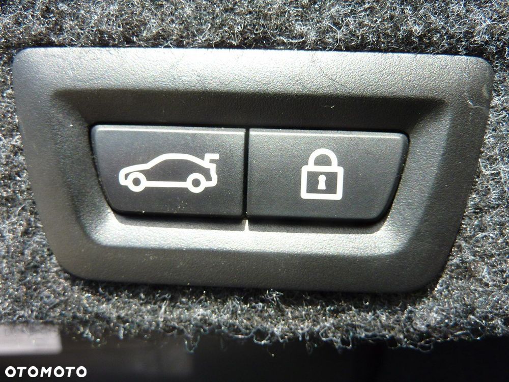 BMW Seria 5 - 35