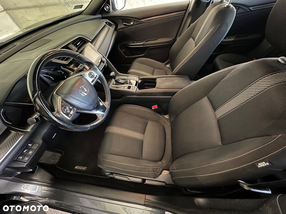 Honda Civic 1.5 i-VTEC Turbo Sport Plus - 28