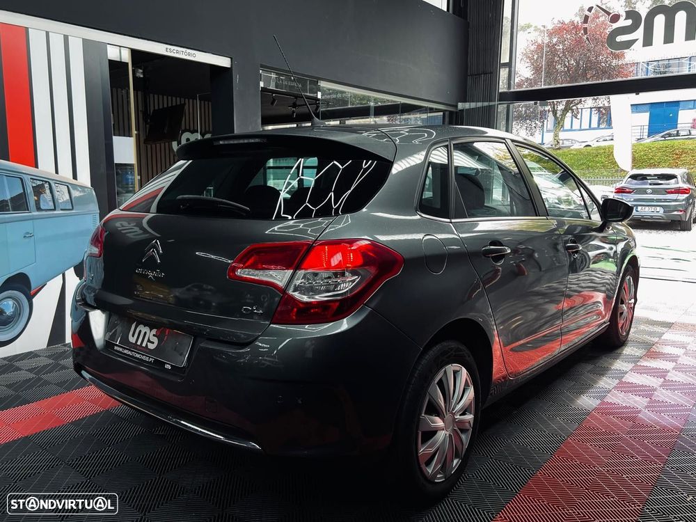 Citroën C4 e-HDi 115 ETG6 Exclusive - 9