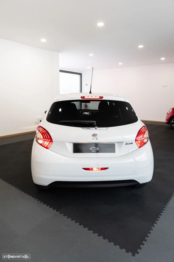Peugeot 208 1.2 VTi SE Style - 6