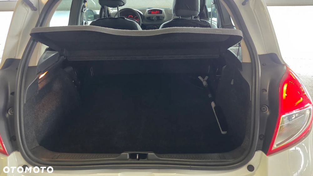 Renault Clio 1.5 dCi Authentique - 8
