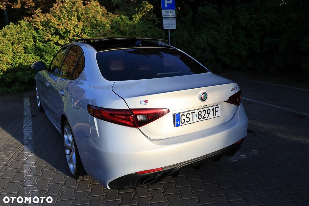 Alfa Romeo Giulia 2.0 Turbo 16V AT8 Veloce - 7