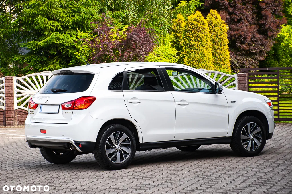 Mitsubishi ASX - 12