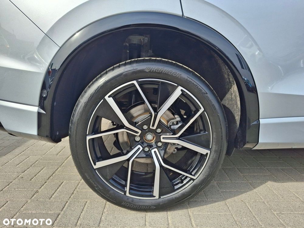 Volkswagen Tiguan - 9