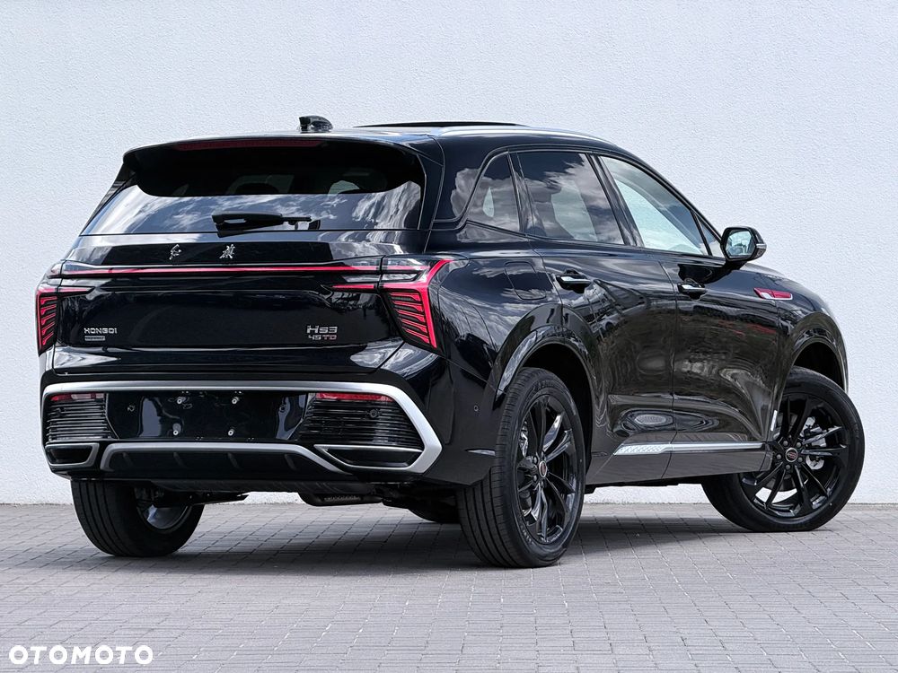 Hongqi HS3 - 13