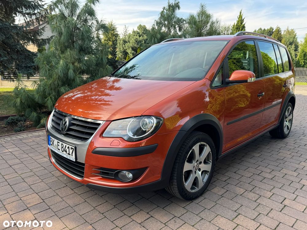 Volkswagen Touran 1.4 TSI Cross - 2