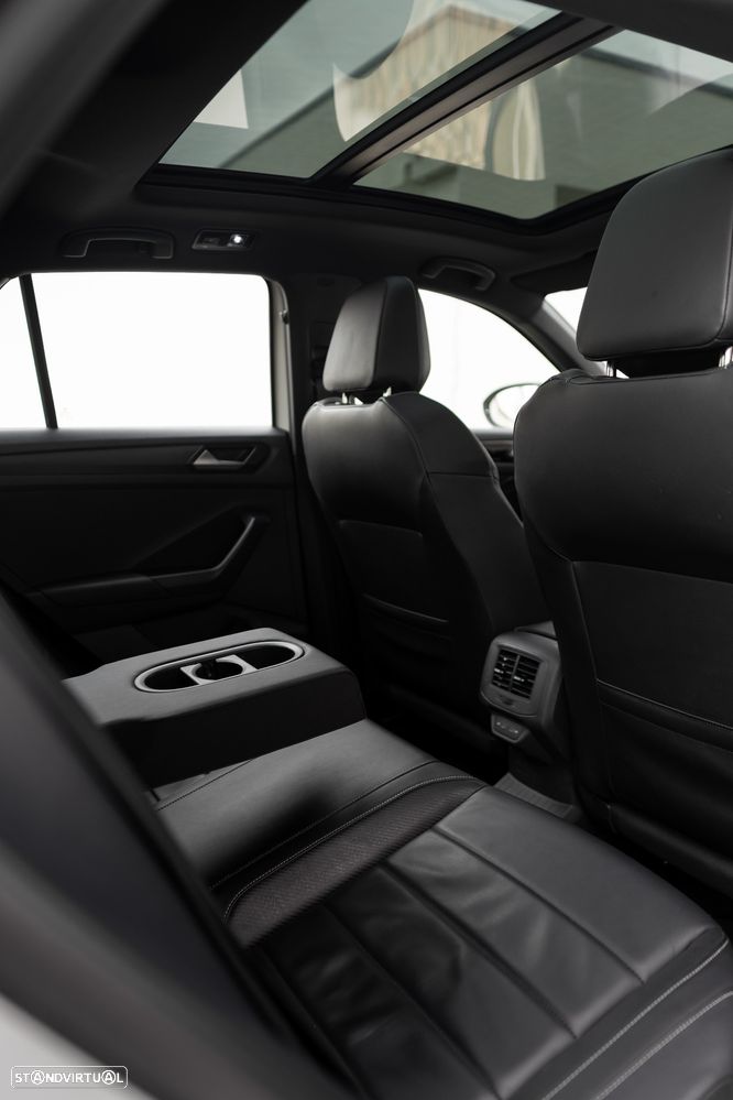 VW T-Roc 2.0 TDI R-Line DSG - 17