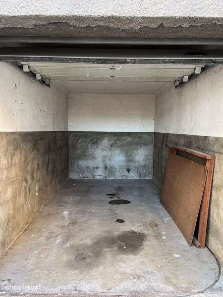 Garagem - centro de Coimbra - Grande imagem: 4/4