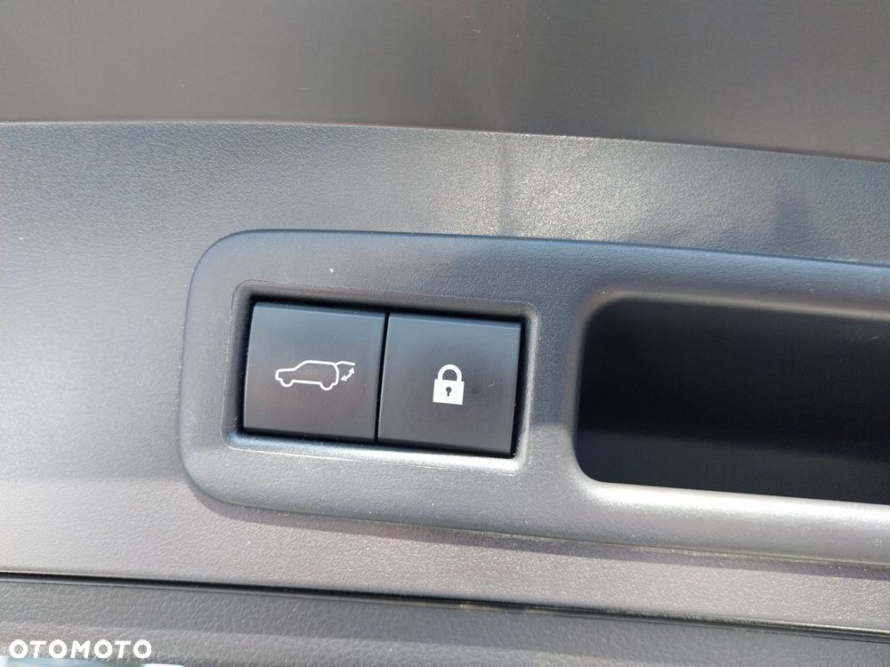 Lexus UX 250h GPF F Impression 2WD - 30
