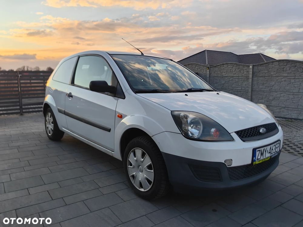 Ford Fiesta 1.4 TDCI - 2